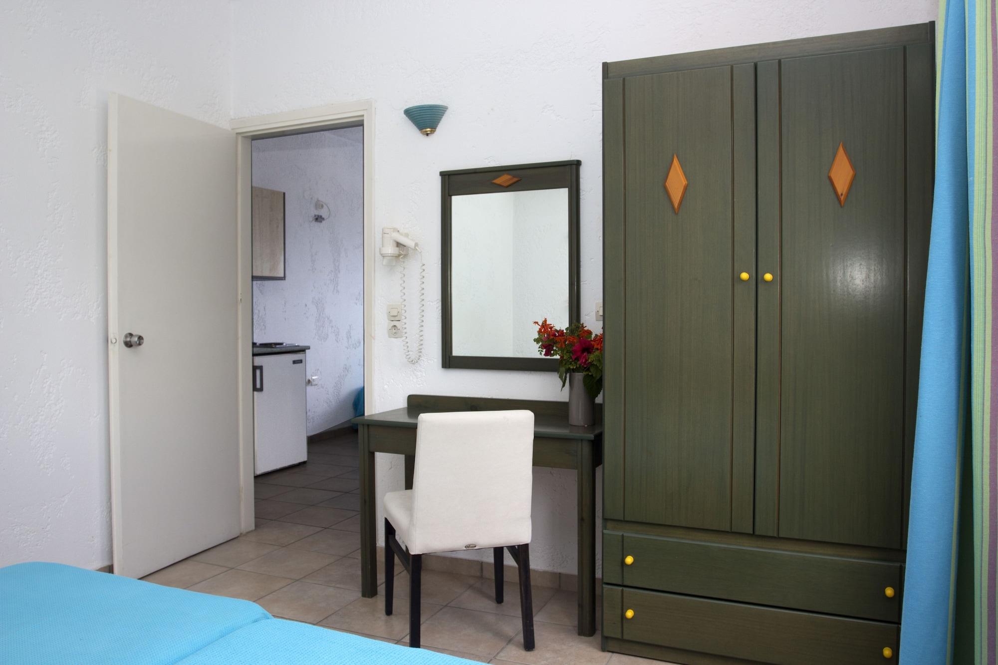 Romantica Hotel Apartments Khersónisos Eksteriør bilde