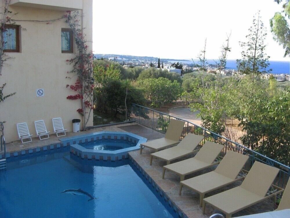 Romantica Hotel Apartments Khersónisos Eksteriør bilde